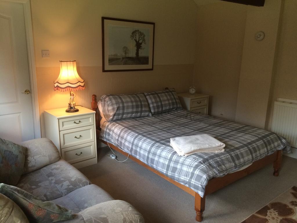 Rolandscroft Guest House Pontefract Extérieur photo