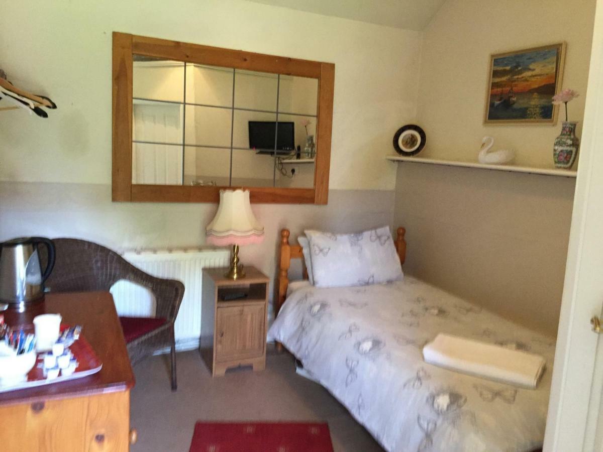 Rolandscroft Guest House Pontefract Extérieur photo